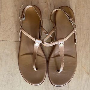 Cole Hahn sandals ✨